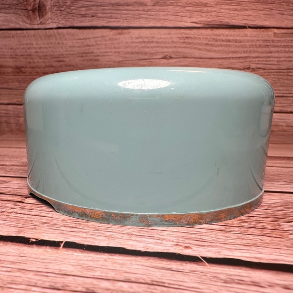 Vintage Elizabeth Arden “Blue Grass” Dusting Powder Set – Tin & Shaker Bottle - Picture 5 of 16